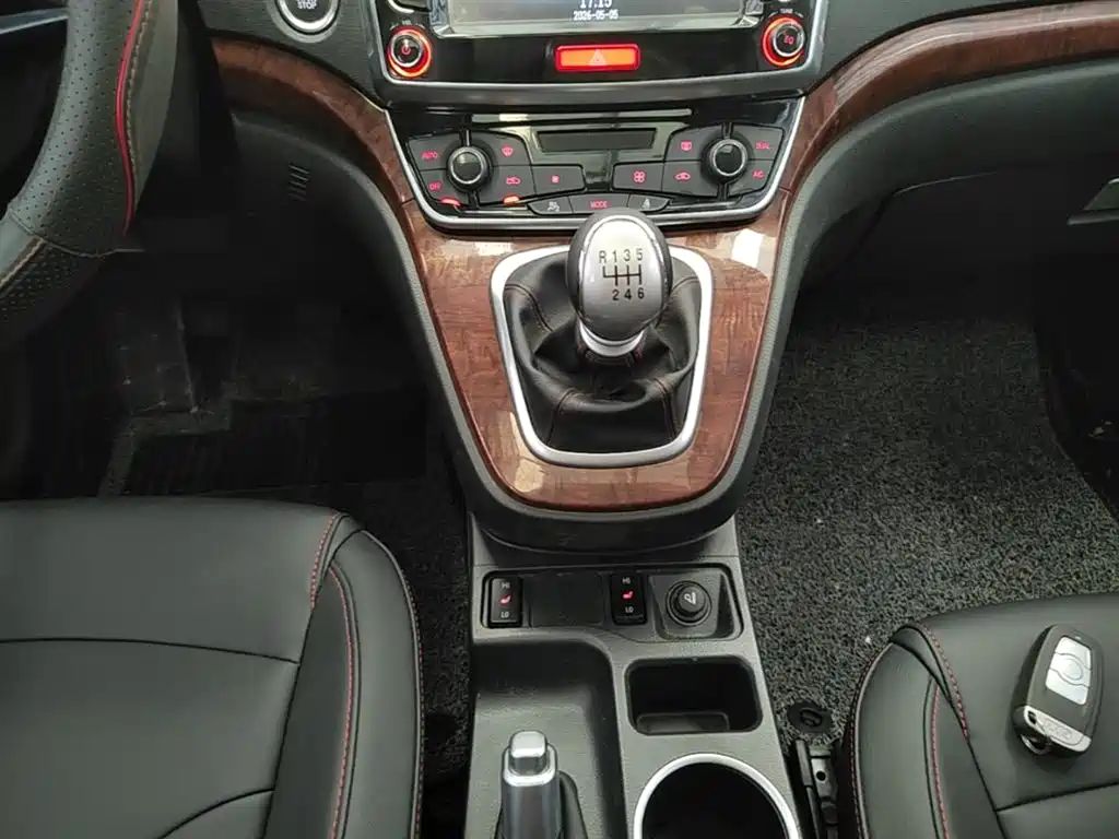 Haval H6 2017 Red Label Sport 1.5T Manual 2WD Elite фото 14