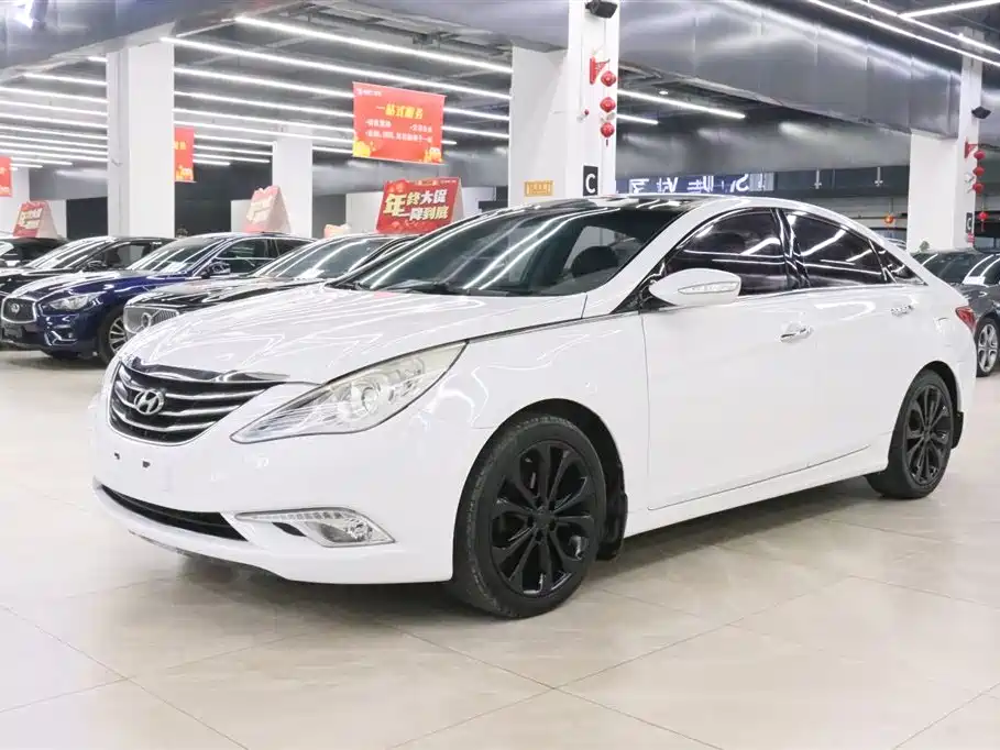 Hyundai Sonata 2013 2013 2.4L Automatic Luxury Edition (China IV)