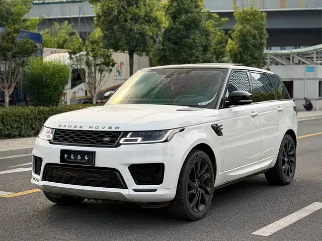 Land Rover Range Rover Sport 2021 3.0 L6 Gloss Black Edition
