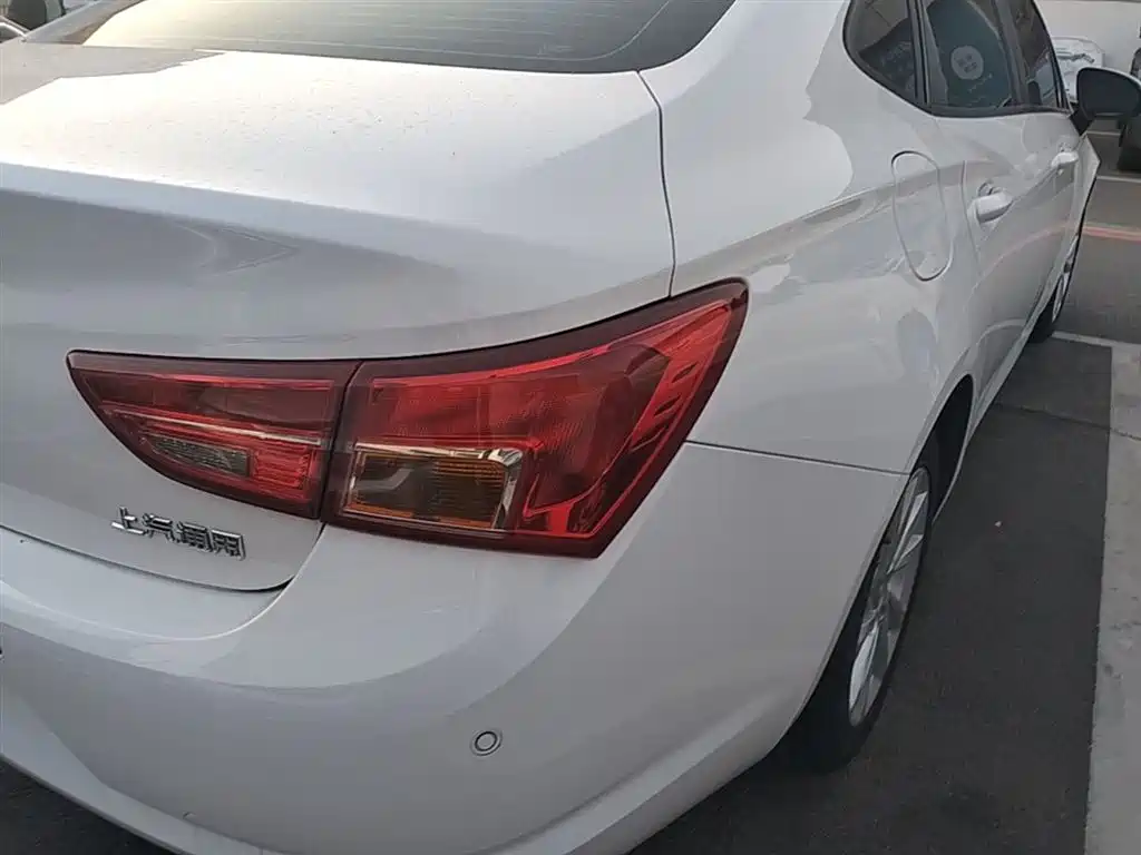 Buick Verano 2018 Sedan 15S Automatic Progressive фото 8