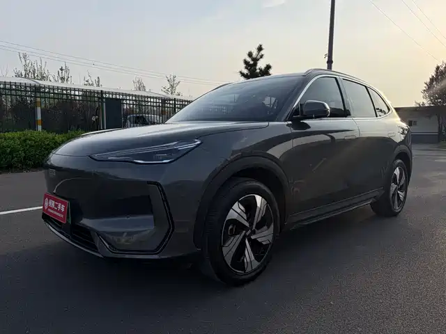 GEELY GALAXY GALAXY E5