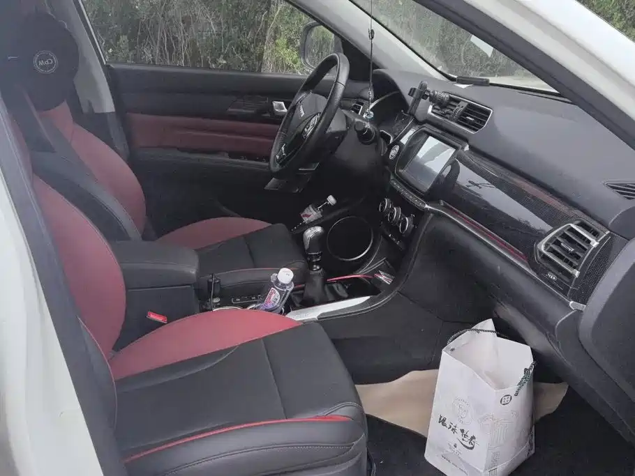 Photo 8 - Haval H2