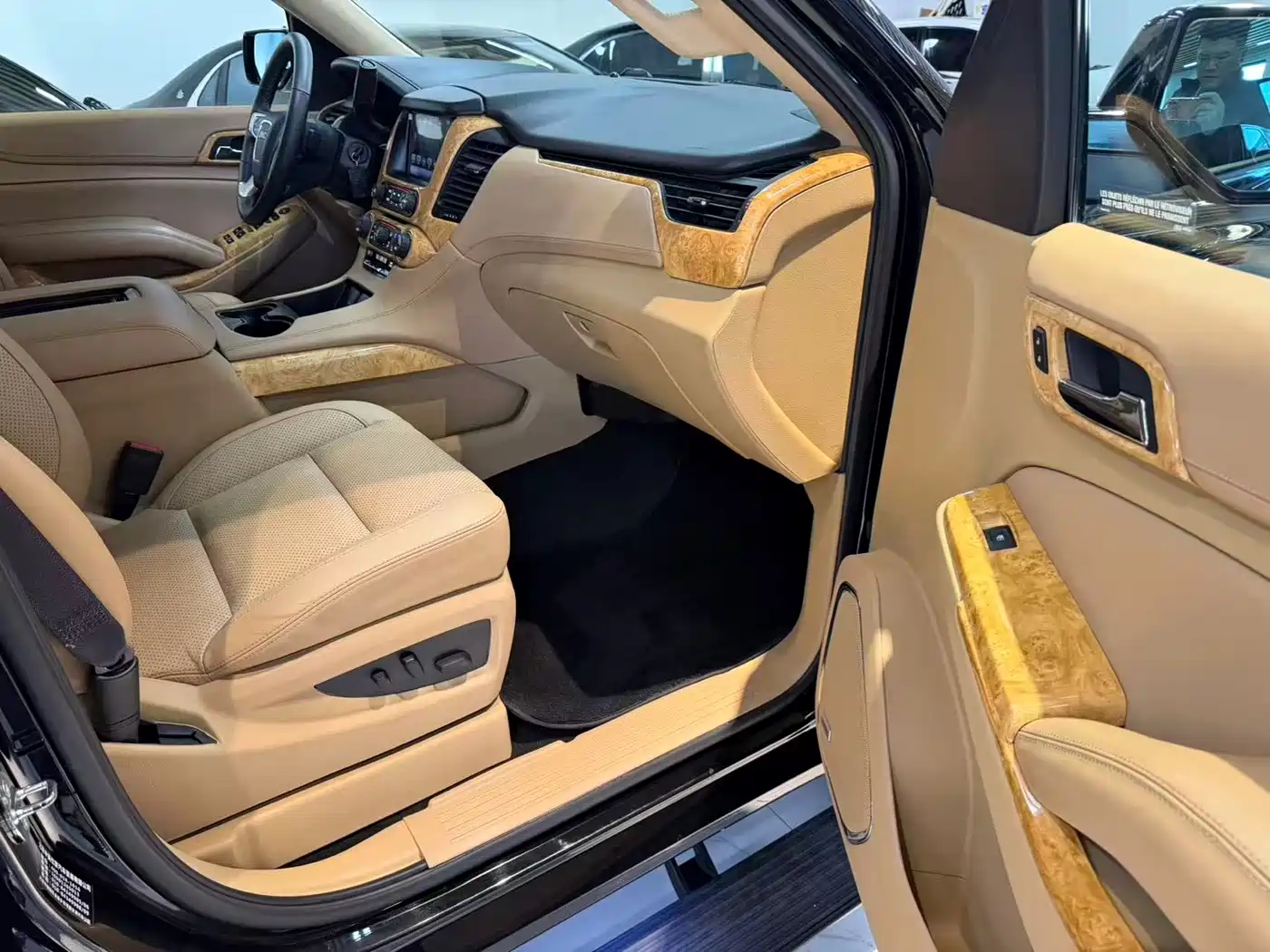 Daolangge GMC Yukon 2018 2016 Model 5.3L XL Luxury Premium Extended 4WD