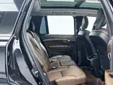 Фото 7 - Volvo XC90