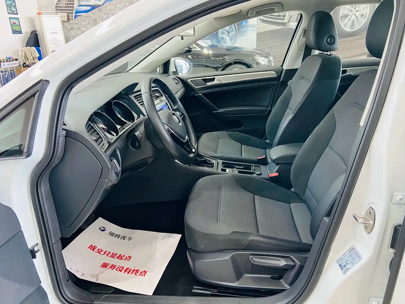 Volkswagen Golf 2018 230TSI Automatic Comfort фото 8