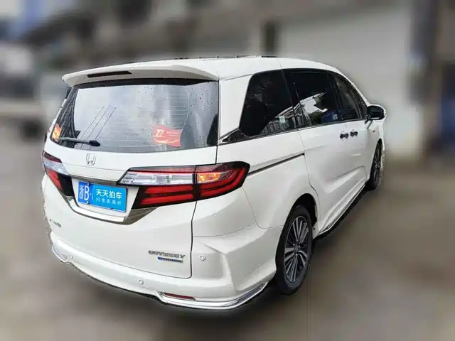 Honda Odyssey 2019 2.0L Sharp·Wisdom Edition — фото 5