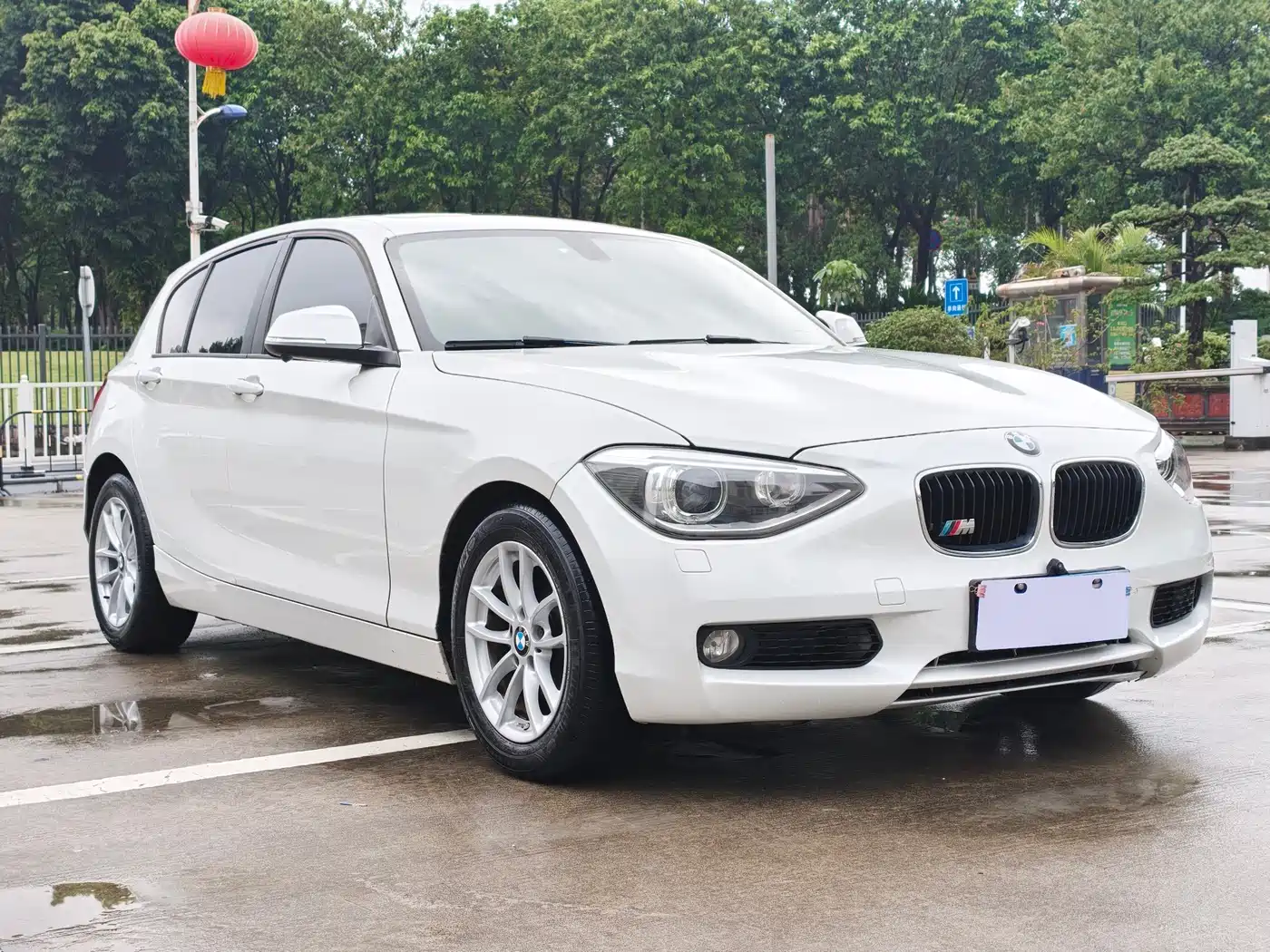 BMW 1 Series (Import) 2013 Facelift 118i Leading Model фото 3