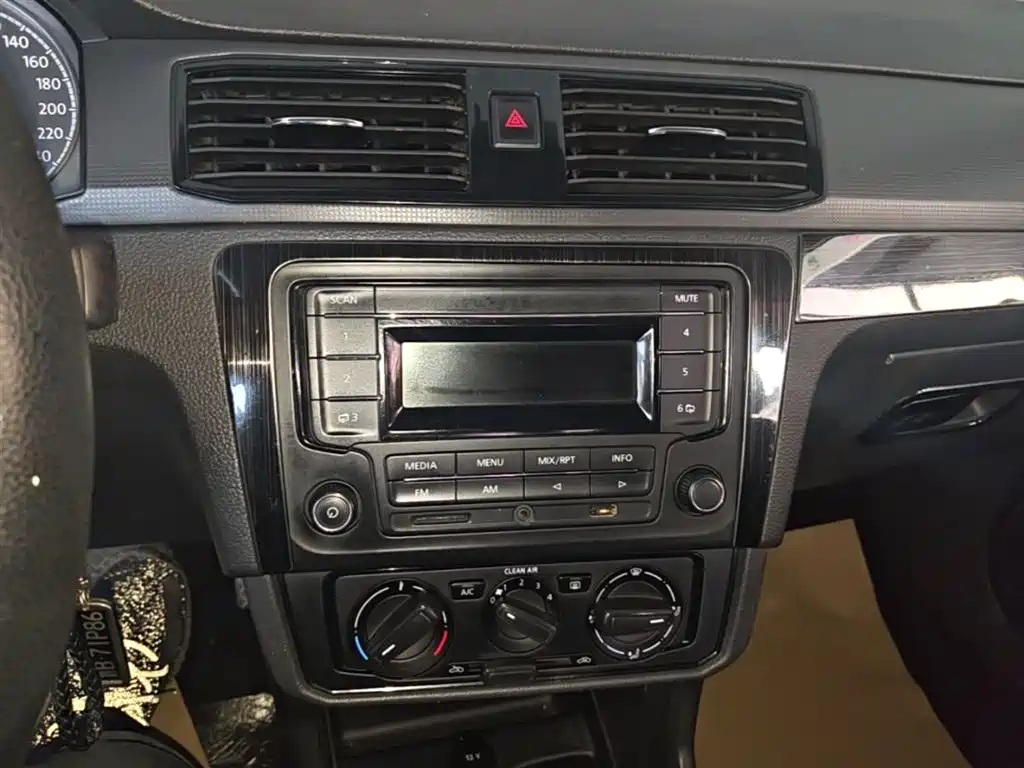 Volkswagen Santana 2021 1.5L Automatic Trend Edition фото 13