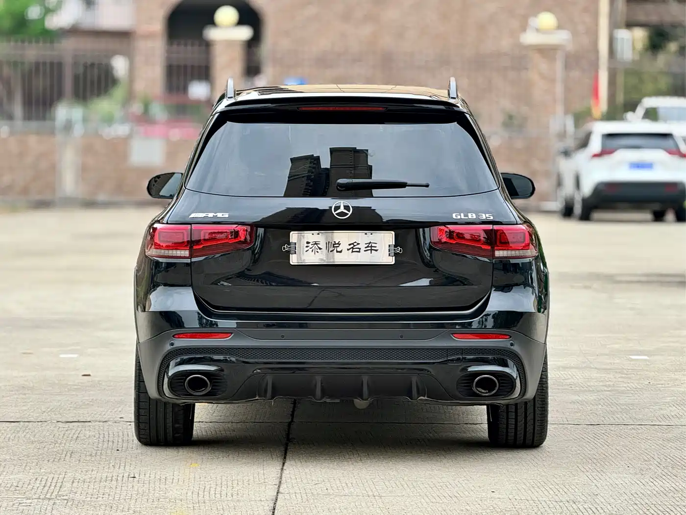 Mercedes-Benz GLB AMG 2022 AMG GLB 35 4MATIC фото 6