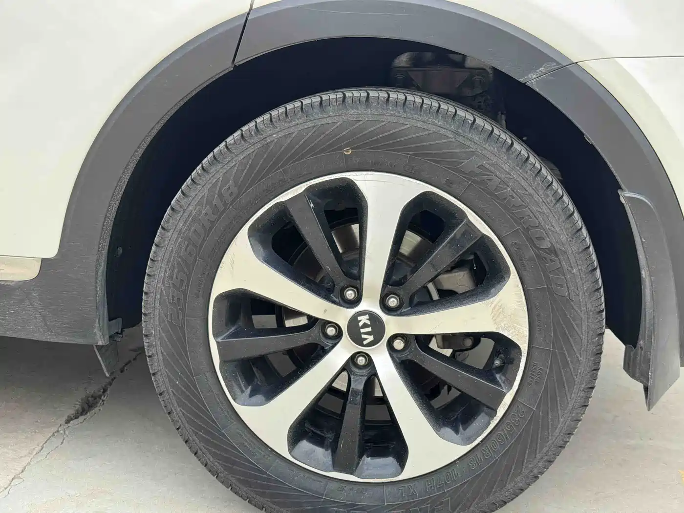 Kia Sorento 2016 Sorento L 2.4L Petrol 4WD Custom 7-seater (China IV) фото 6