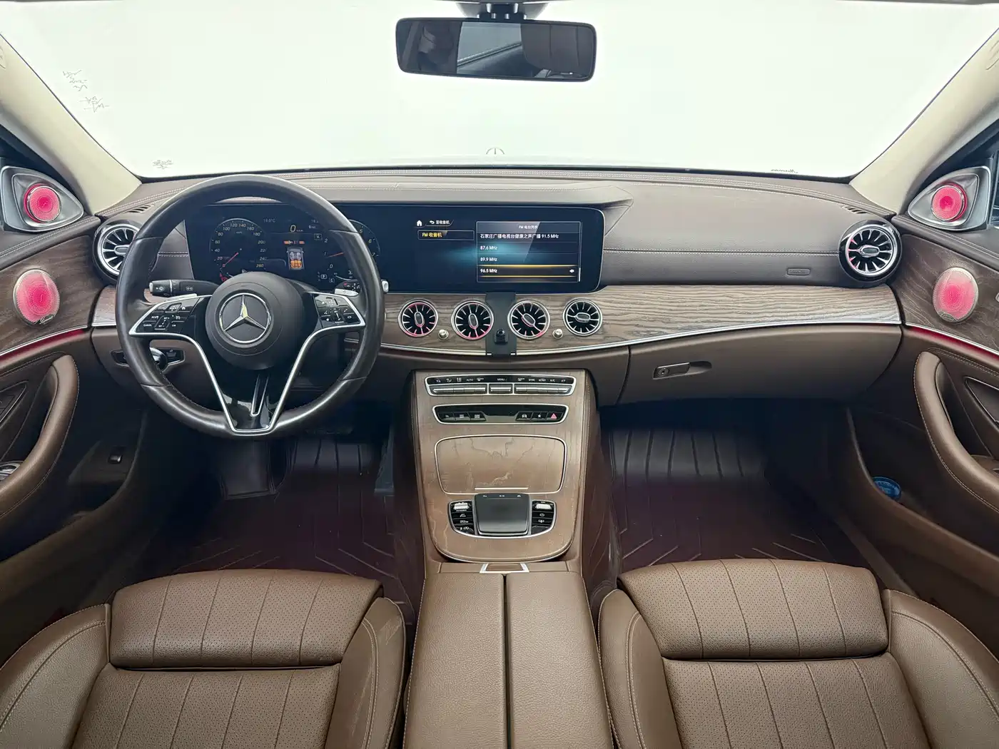 Mercedes-Benz E-Class 2022 Second Facelift E 300 L Luxury фото 7