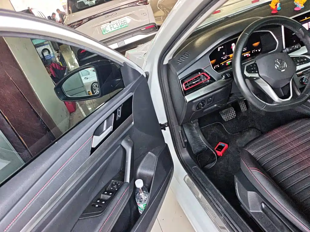 Volkswagen Lavida, миниатюра 12