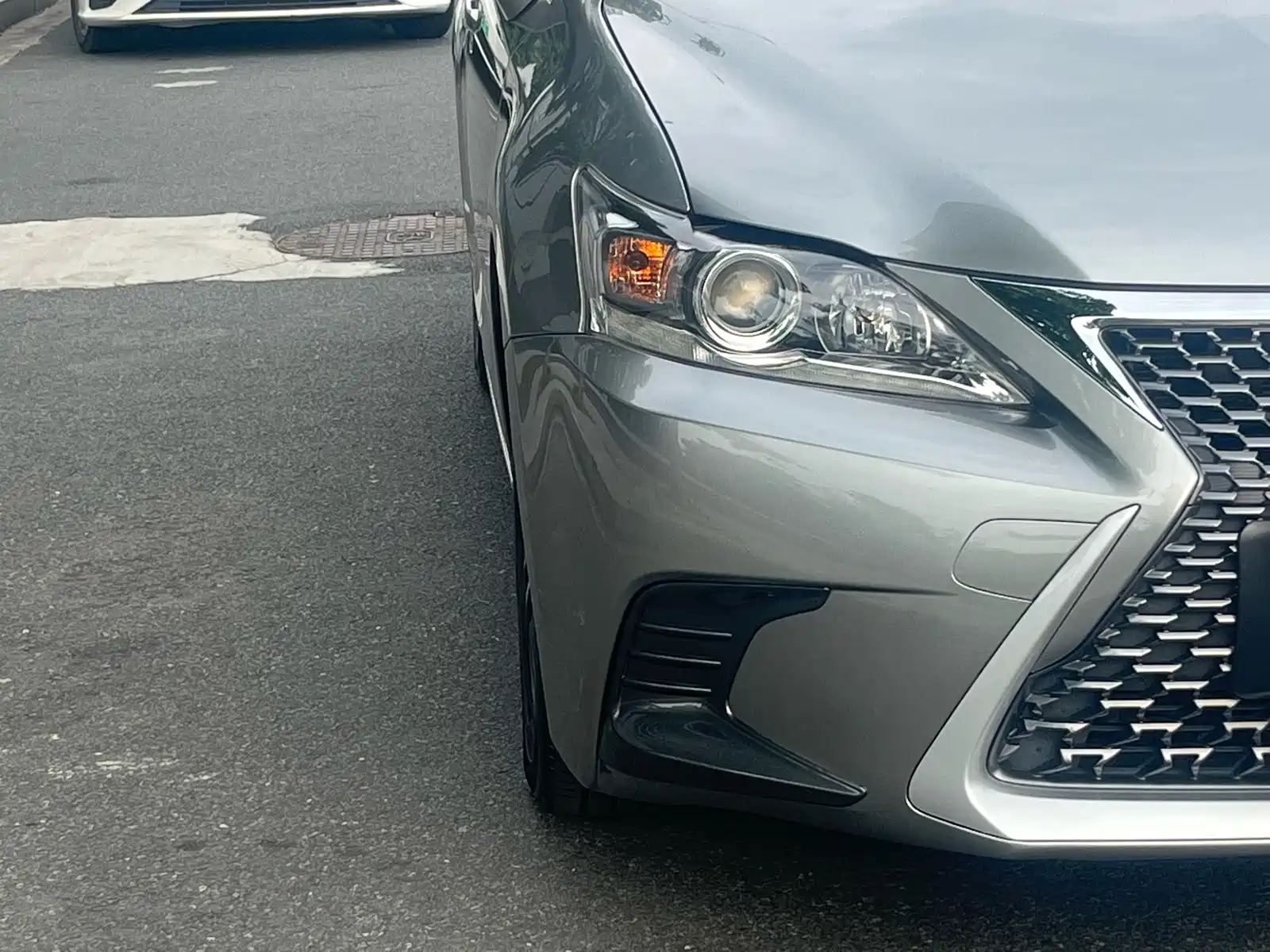 Фото 16 - Lexus CT
