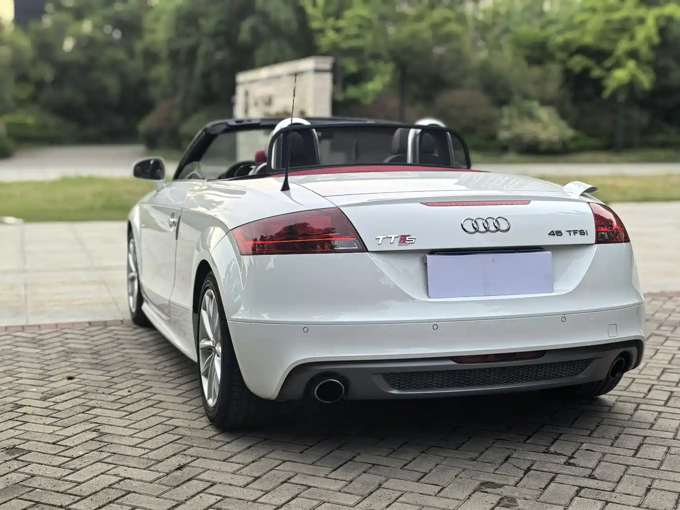 Audi TT 2013 TT Roadster 45 TFSI фото 10