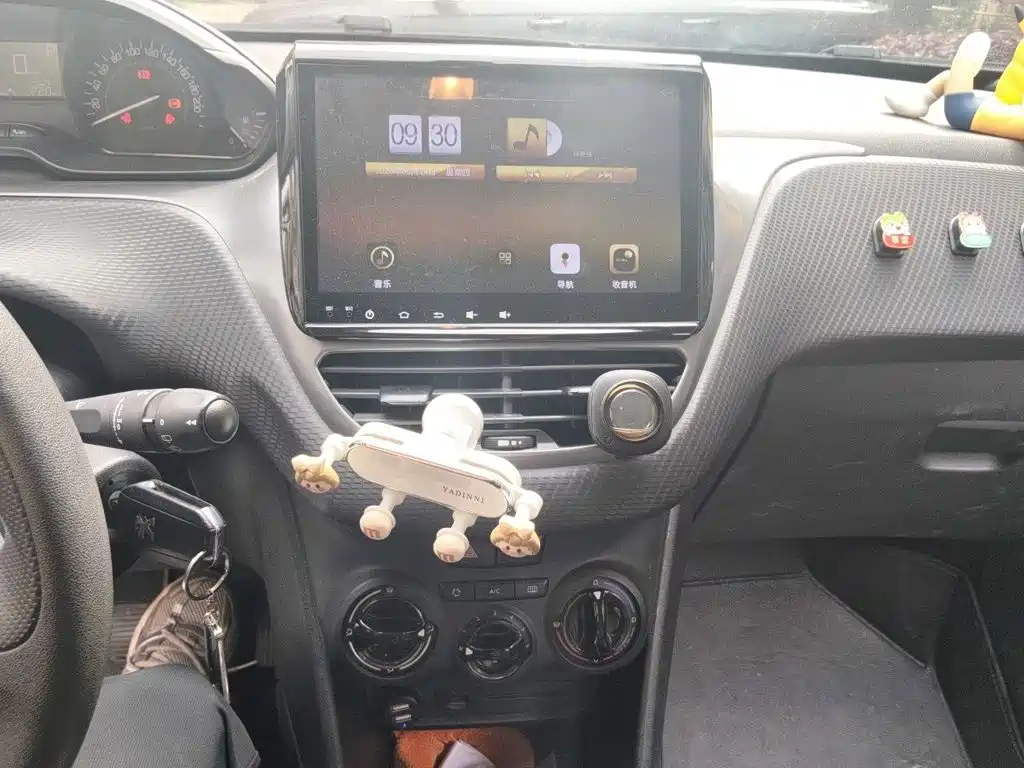 Peugeot 2008 2014 2014 1.6L Automatic Trend Edition