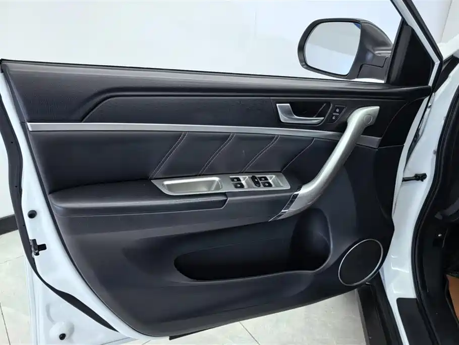Haval M6 2019 1.5T DCT 2WD Elite Type China VI фото 7