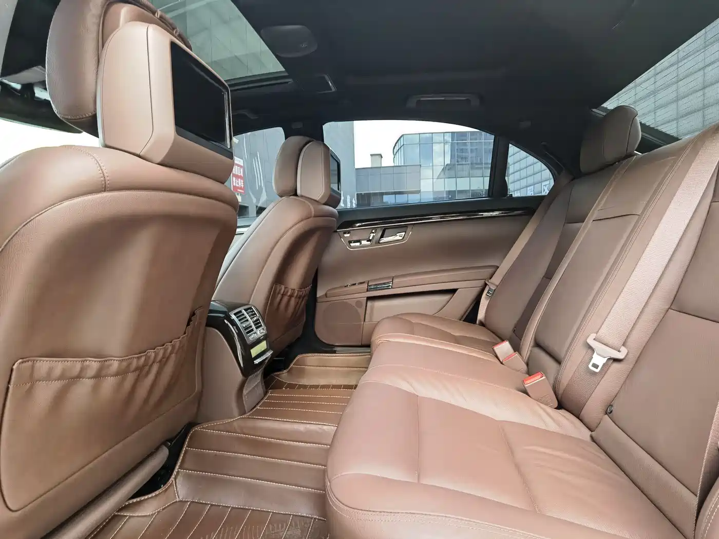 Mercedes-Benz S-Class 2012 S 300 L Premium Grand Edition фото 12
