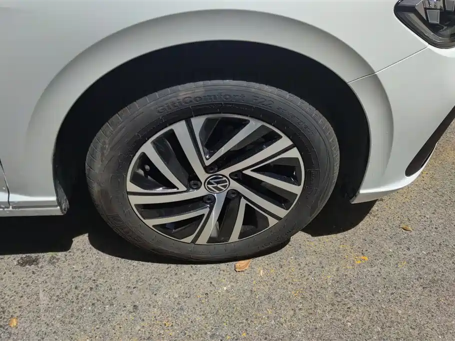 Volkswagen Lavida 2024 Model 300TSI DSG Starlight Full Comfort Edition фото 6