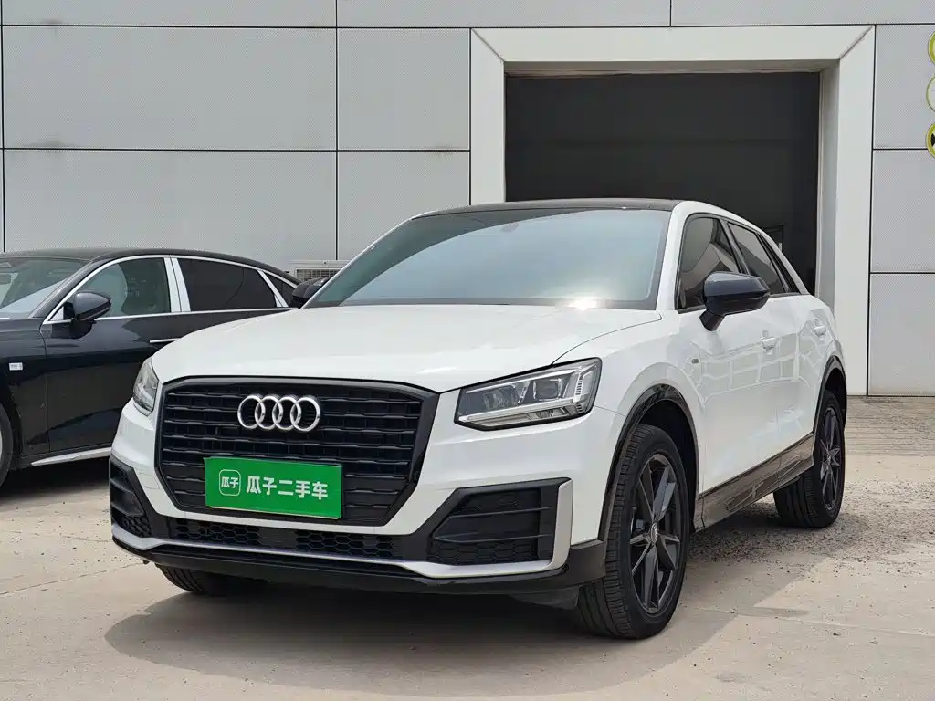 Audi Q2L 2021 35 TFSI Progressive Dynamic