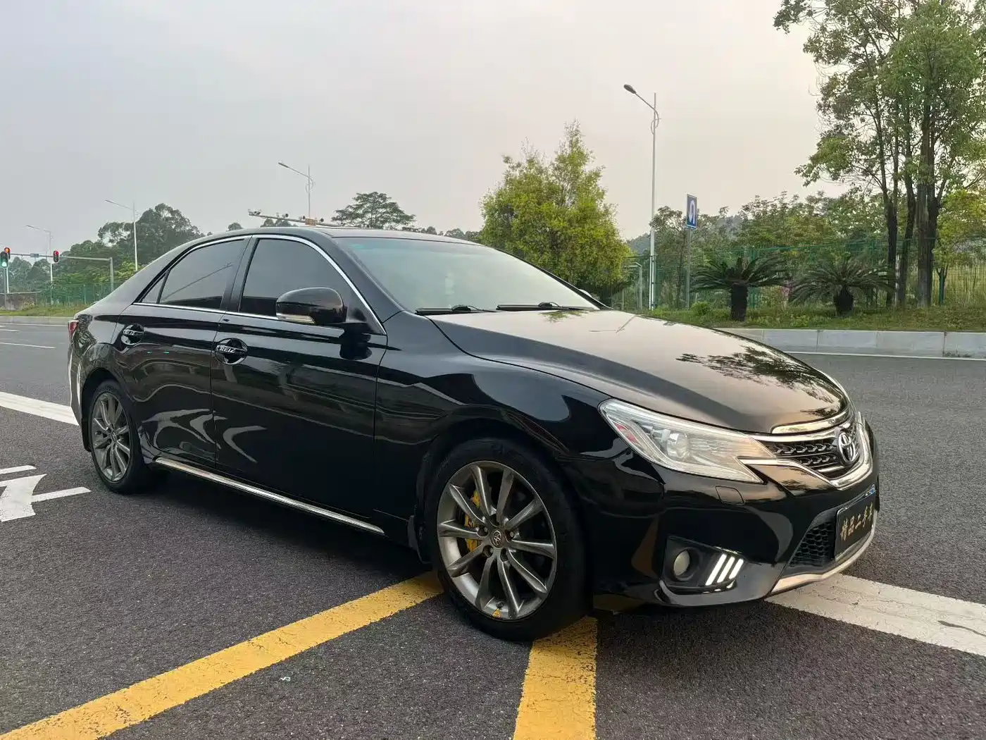 Toyota Reiz 2013 2.5V Premium Edition фото 2