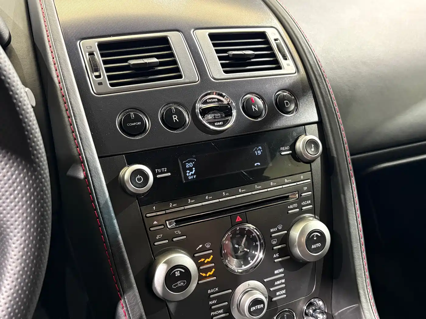 Aston Martin V8 Vantage 2010 2011 4.7L Sportshift Coupe