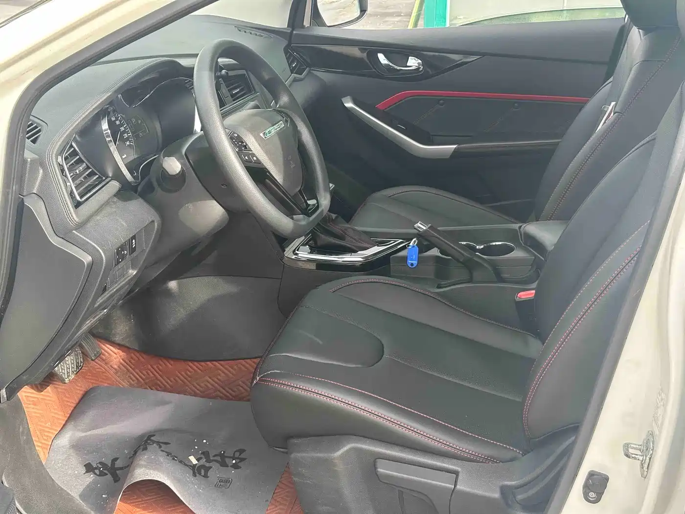 Venucia D60 2019 2019 100K Glory 1.6L XE CVT Chen Xiang Edition China V