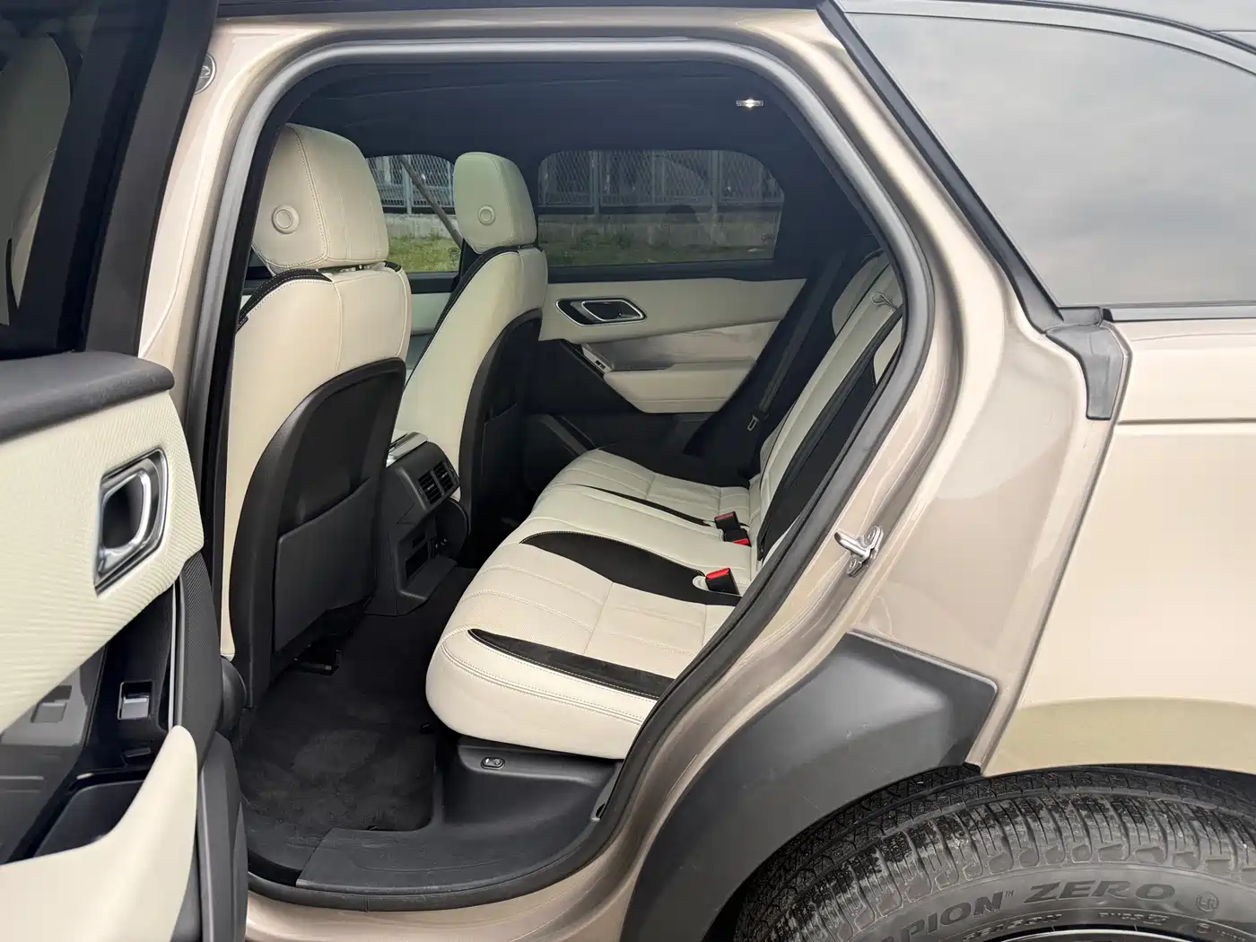 LAND ROVER RANGE ROVER STAR PULSE