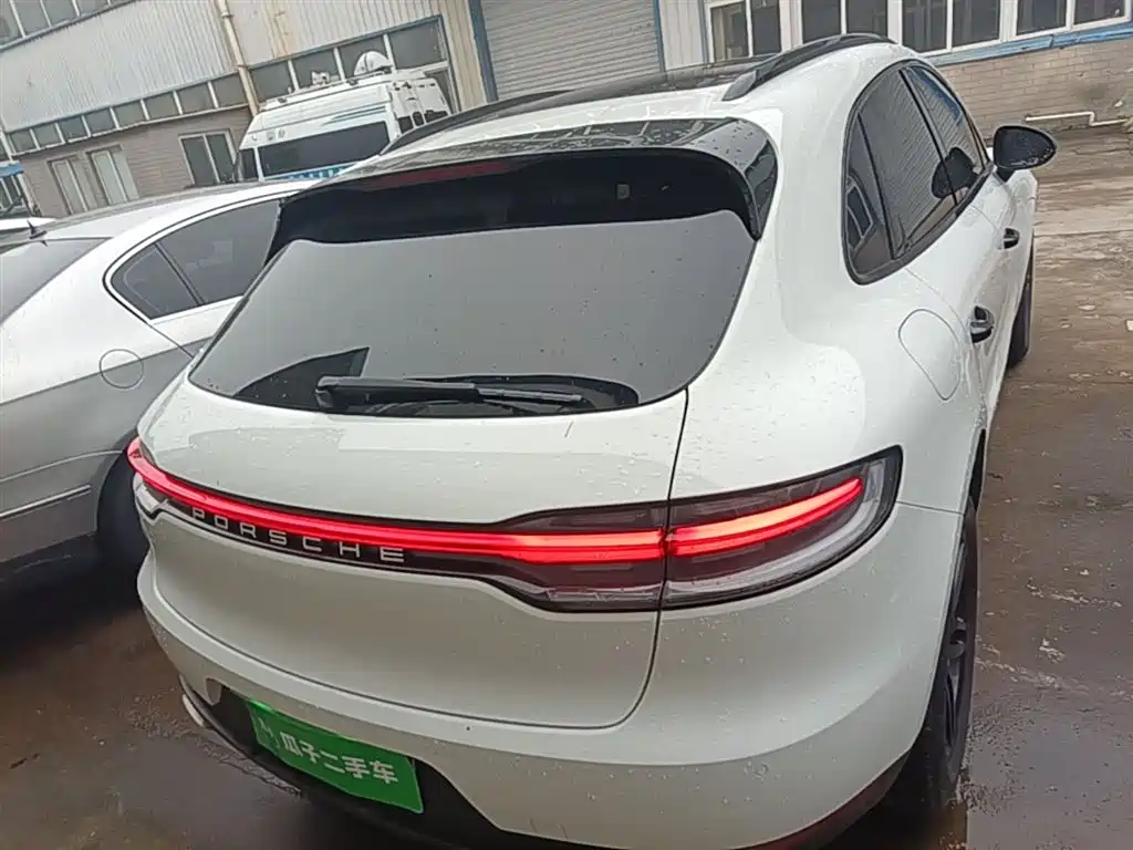 Porsche Macan 2018 Macan 2.0T фото 6