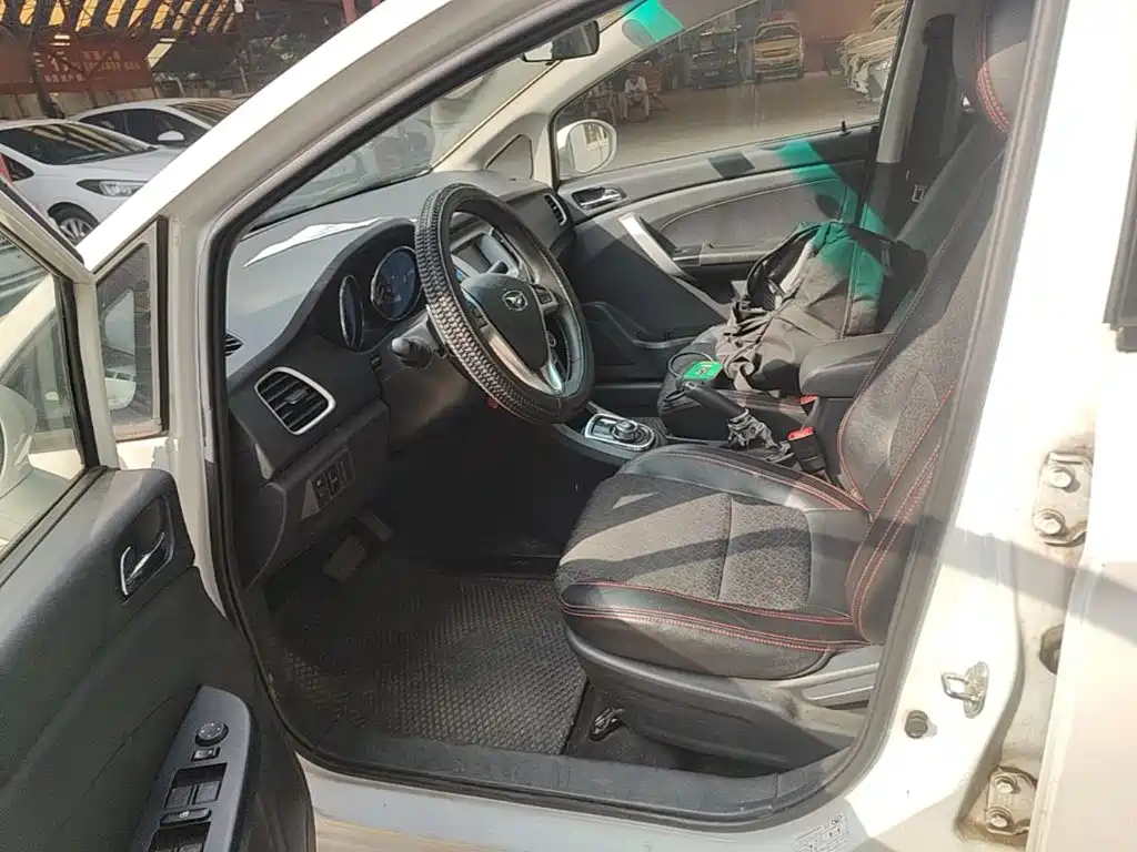 Cowin Kaiyi C3 2016 2015 1.5L AMT Gold Diamond Edition