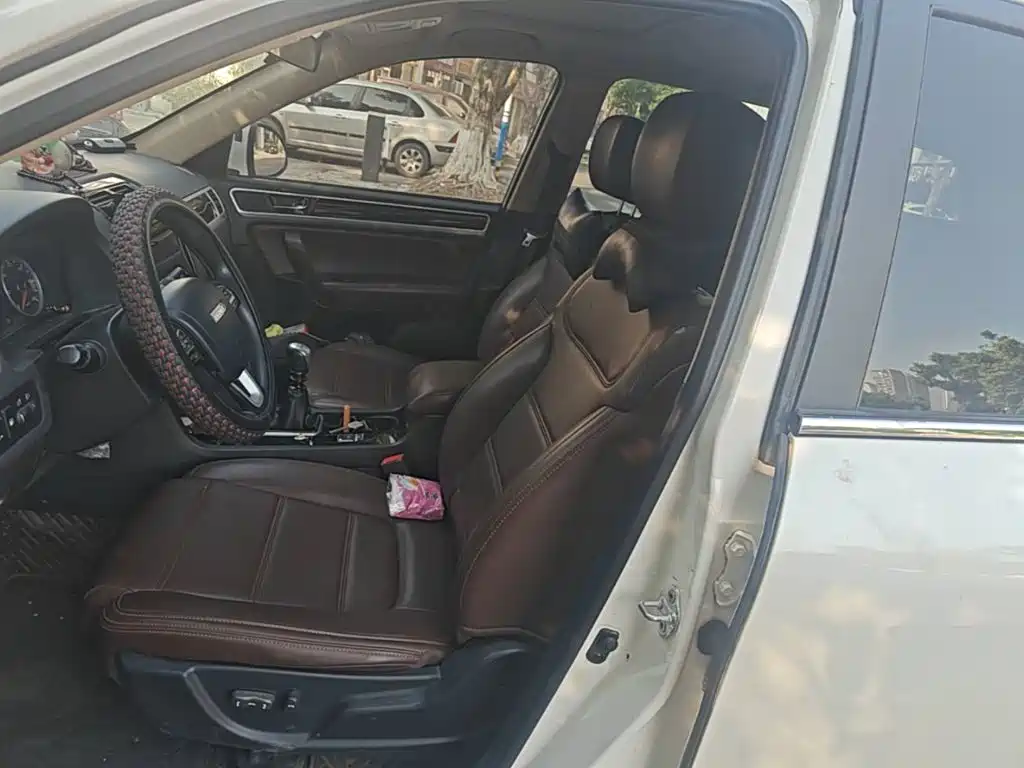 Yema Auto Yema T70 2016 2016 Upgrade 1.5T Manual Luxury