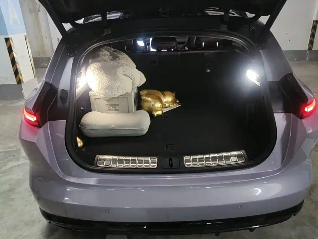 NIO ET5T 2026 2026 Limited Edition Skyfarer Package