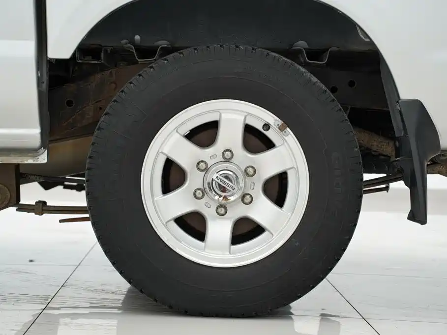 Nissan D22 2014 2011 2.4L Gasoline 2WD Standard