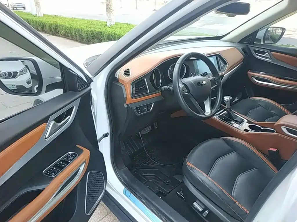Zotye T300 2018 2017 1.5T CVT Executive