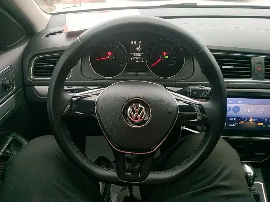 Фото 7 - Volkswagen Lavida Tour