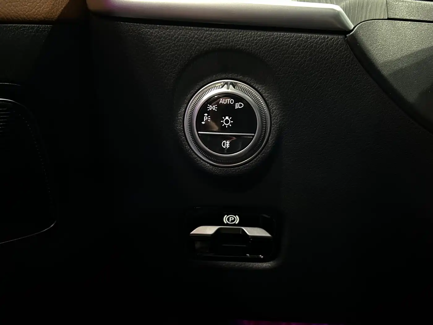 Mercedes-Benz C-Class 2022 C 200 L Sport Version фото 11