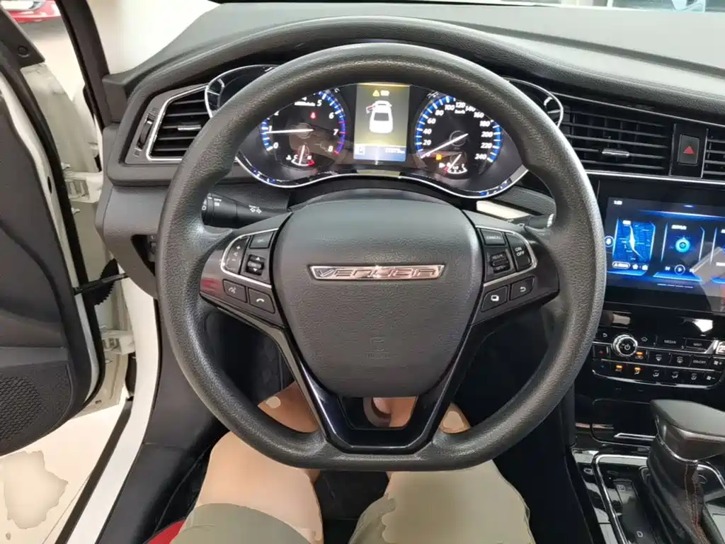 Venucia D60 2021 2020 1.6L XL CVT Delight Edition