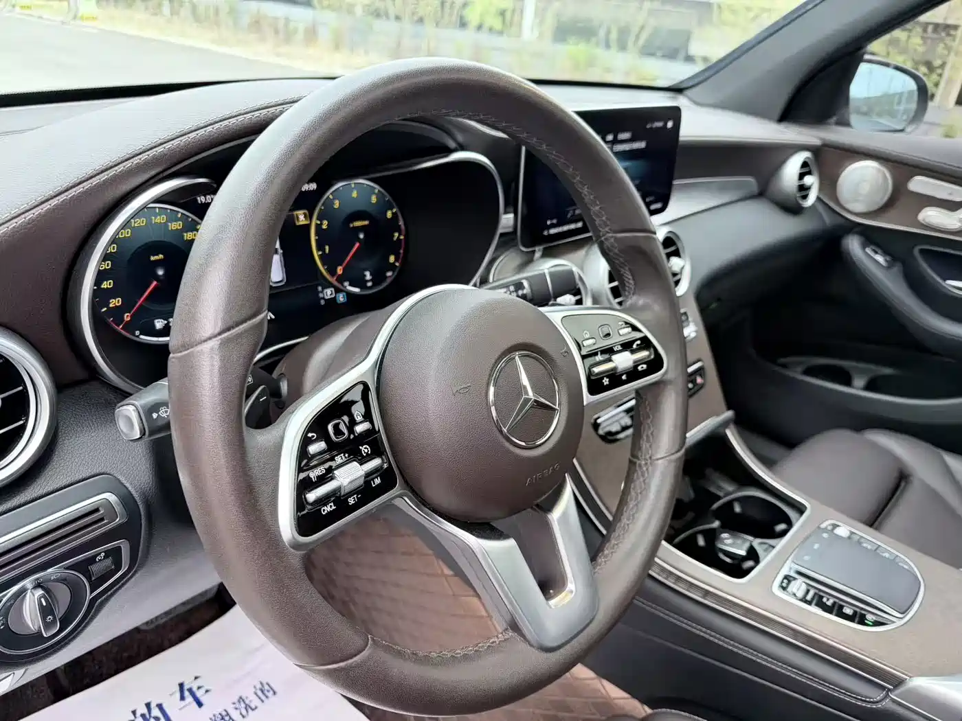Mercedes-Benz GLC 2022 Model GLC 300 L 4MATIC Dynamic Edition фото 4