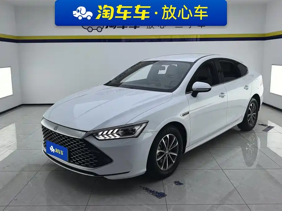 BYD Qin PLUS 2024 Glory Edition DM-i 55KM Leading