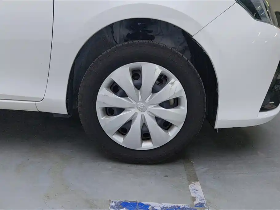Toyota YARiS L Zhi Xuan 2021 1.5L CVT Leading Edition фото 6