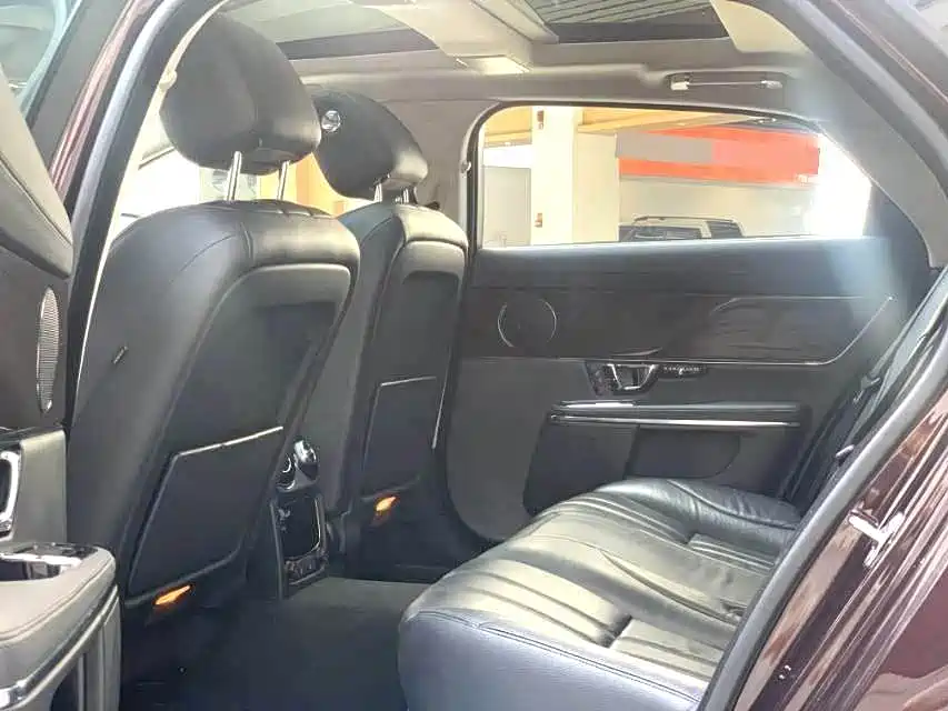 Jaguar XJ 2018 2018 XJL 3.0 SC 2WD Elegant Business Edition