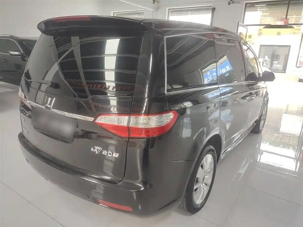 Luxgen Luxgen7 MPV 2015 2013 2.0T Luxury
