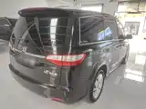 Фото 7 - Luxgen Luxgen7 MPV