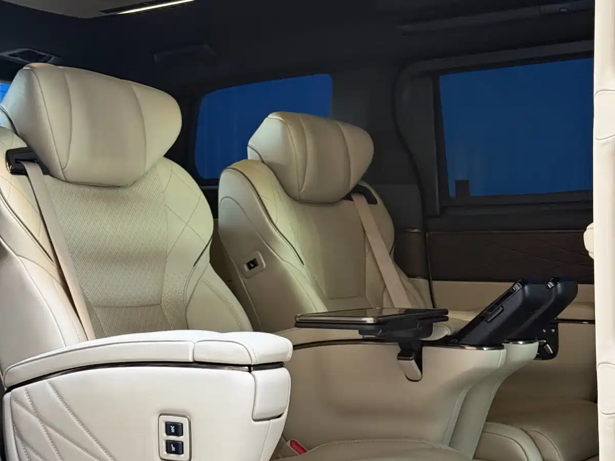 Toyota Alphard 2025 Hybrid 2.5L Prestige Gold Edition фото 10