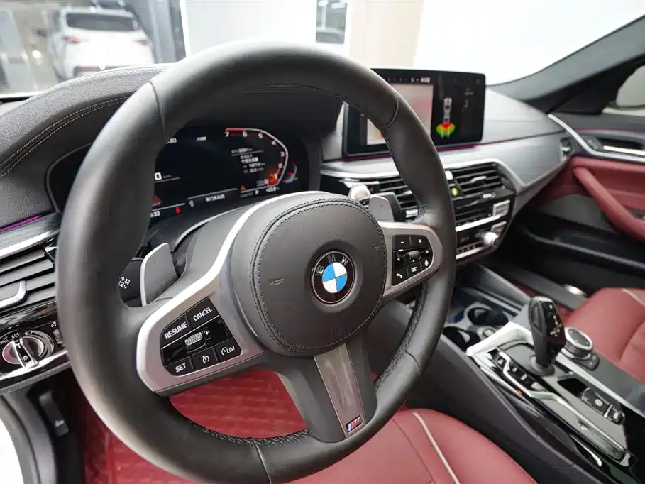 BMW 5 Series 2022 Facelift 530Li Leading M Sport Package фото 7
