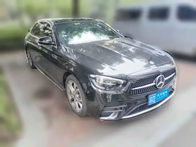 Mercedes-Benz E-Class 2021 E 300 L Sport Luxury Edition — фото 3