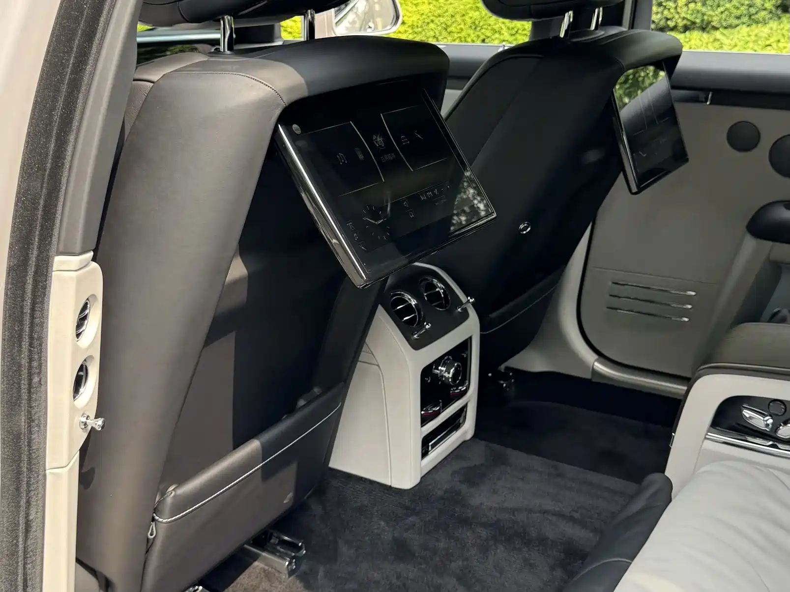 Фото 23 - Rolls-Royce Ghost