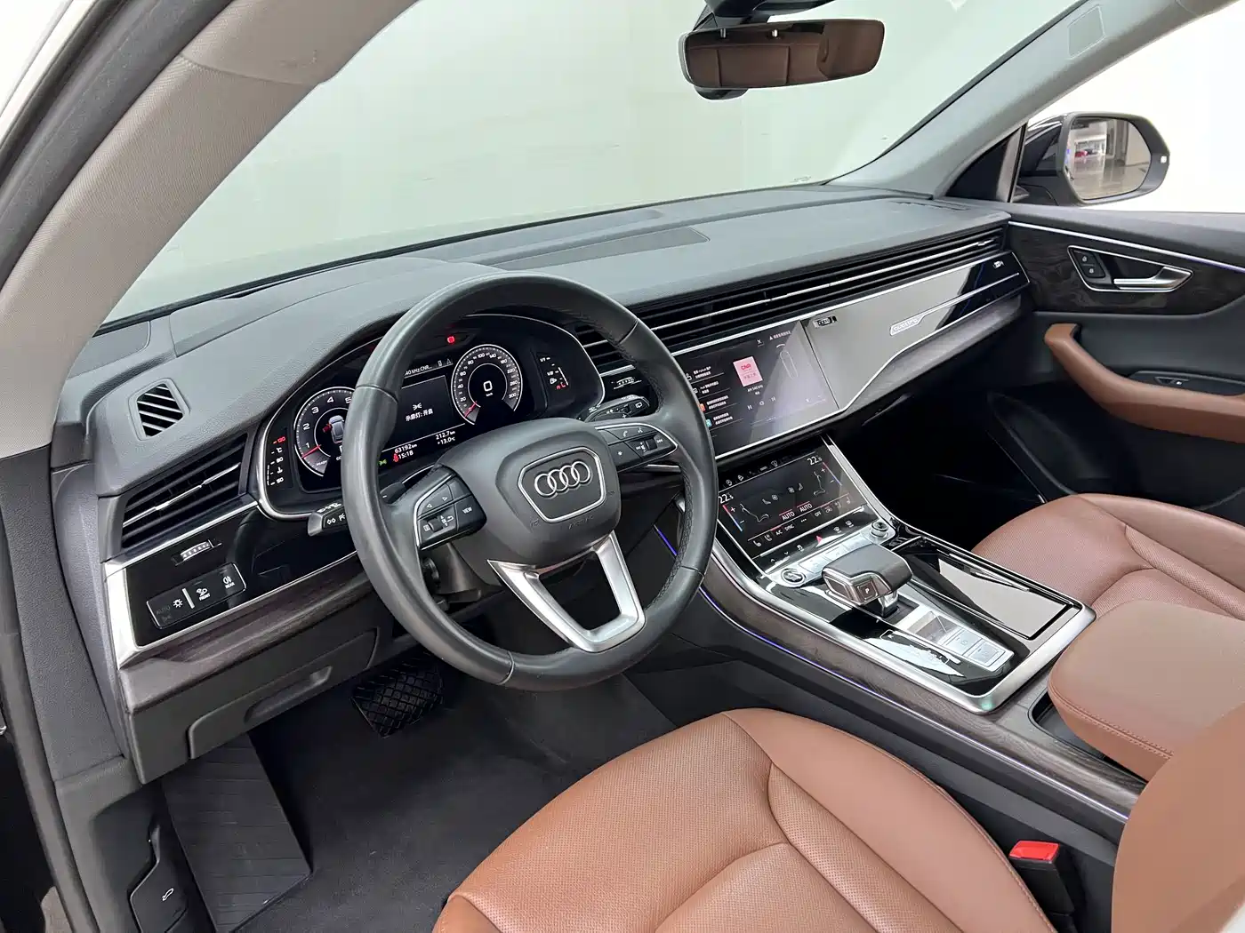 Audi Q8 2021 2022 55 TFSI Luxury Dynamic
