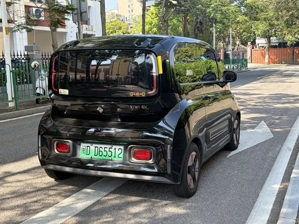 Baojun KiWi EV 2022 2021 Artist NMC