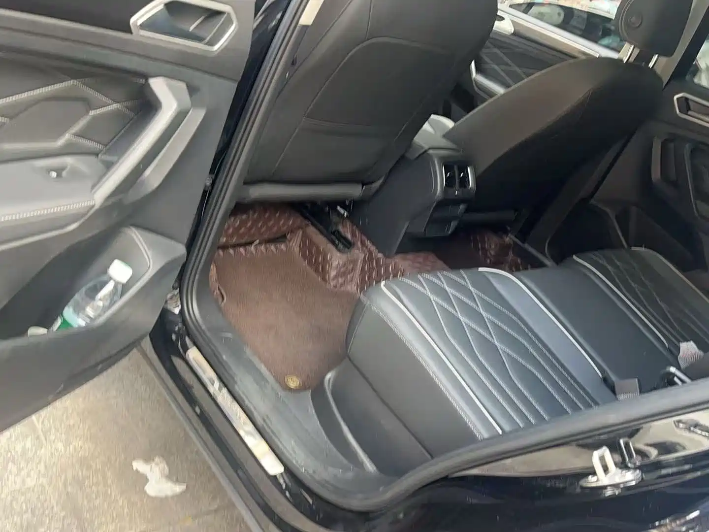 صورة 3 - Volkswagen Tiguan L