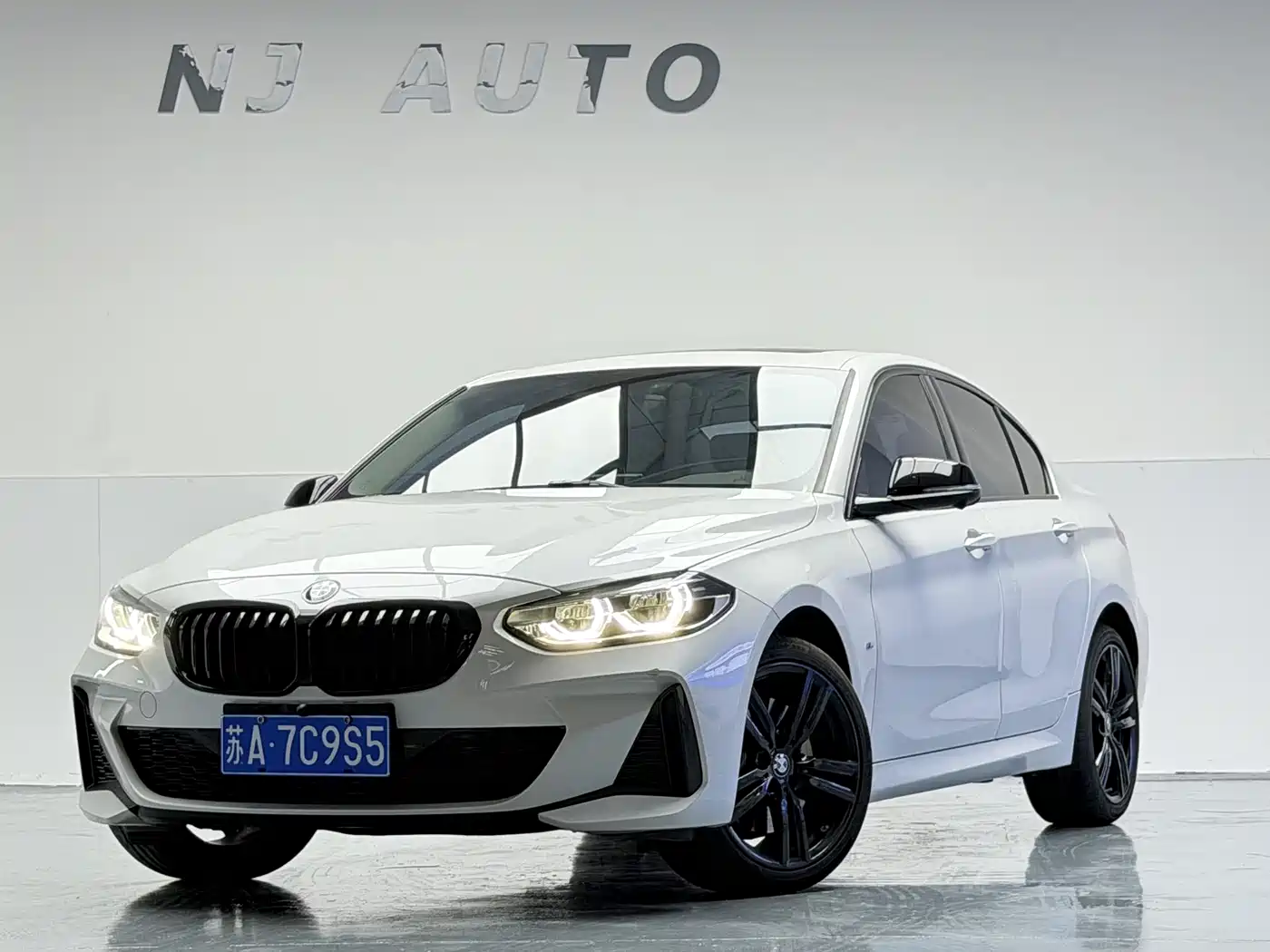 BMW 1 Series 2023 125i M Sport Shadow Edition